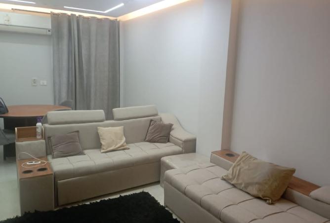 8451622 - Property Image 2