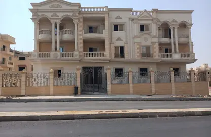 Apartment - 3 Bedrooms - 3 Bathrooms for sale in El Koronfel - The 5th Settlement - New Cairo City - Cairo Apartment - 3 Bedrooms - 3 Bathrooms for sale in El Koronfel - The 5th Settlement - New Cairo City - Cairo