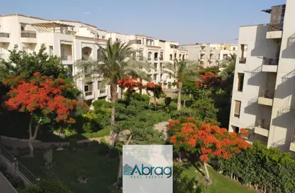 Apartment - 3 Bedrooms - 2 Bathrooms for sale in Hadayek Al Mohandessin - 4th District - Sheikh Zayed City - Giza