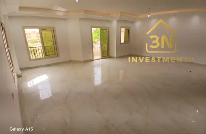 Apartment - 3 Bedrooms - 3 Bathrooms for rent in Al Yasmeen Square - El Yasmeen - New Cairo City - Cairo