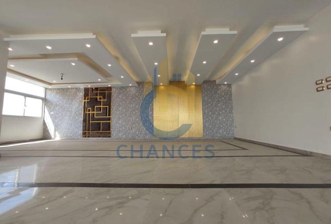 7948104 - Property Main Image