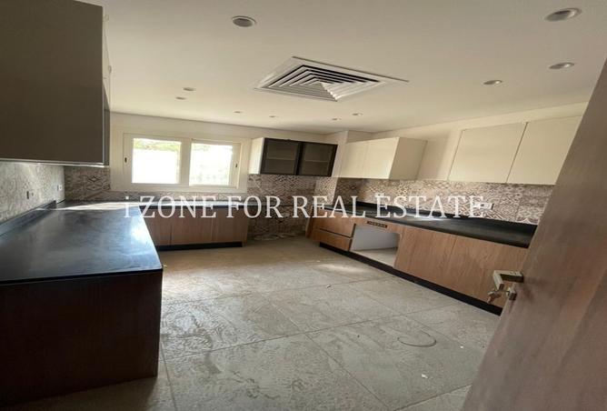 8024384 - Property Image 3