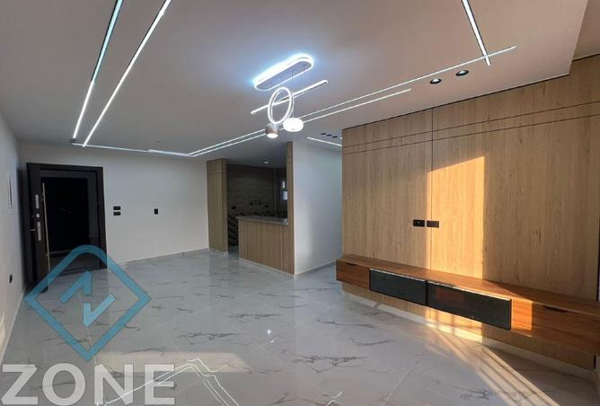 8377067 - Property Main Image