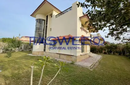 Villa - 3 Bedrooms - 4 Bathrooms for sale in Royal City - Sheikh Zayed Compounds - Sheikh Zayed City - Giza