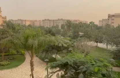 Apartment - 3 Bedrooms - 2 Bathrooms for sale in Privado - Madinaty - Cairo