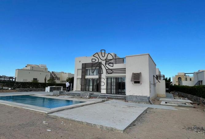 8305403 - Property Image 2