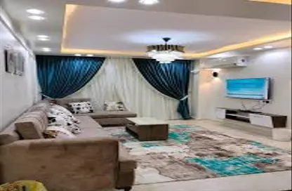 Apartment - 4 Bedrooms - 2 Bathrooms for rent in Al Mansoura - Al Daqahlya