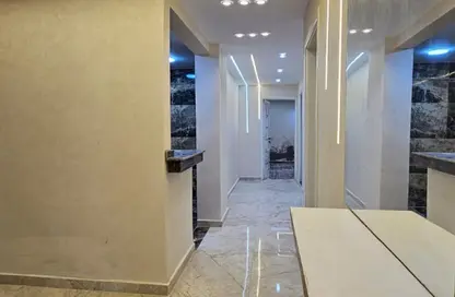 Apartment - 3 Bedrooms - 3 Bathrooms for sale in Gate 4 - Mena - Hadayek El Ahram - Giza