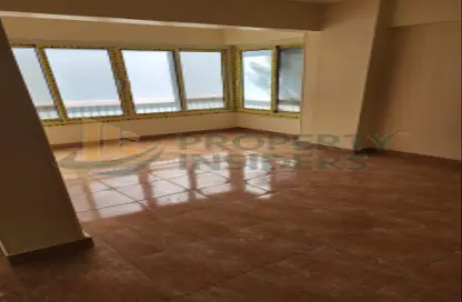 شقة - 3 غرف نوم - 2 حمامات للبيع في شارع جلال الدين الحمامصي - المهندسين - الجيزة