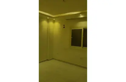 Apartment - 3 Bedrooms - 2 Bathrooms for rent in 7th District - Sheikh Zayed City - Giza