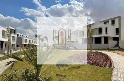 تاون هاوس - 3 غرف نوم - 4 حمامات للبيع في جولز - طريق مصر اسكندرية الصحراوي - مدينة 6 أكتوبر - الجيزة