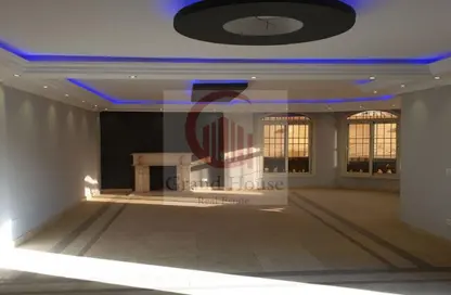 Apartment - 4 Bedrooms - 3 Bathrooms for rent in Midan Al Makhzangy - Al Narges 8 - Al Narges - New Cairo City - Cairo