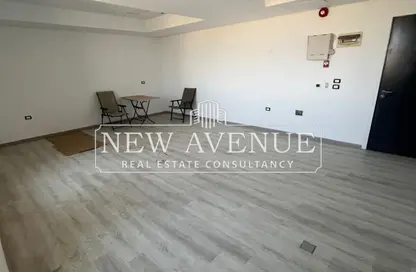 Office Space - Studio - 2 Bathrooms for sale in Cairo Business Park - 5th Settlement Compounds - The 5th Settlement - New Cairo City - Cairo