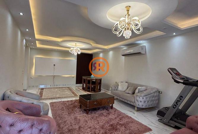 8226069 - Property Image 2