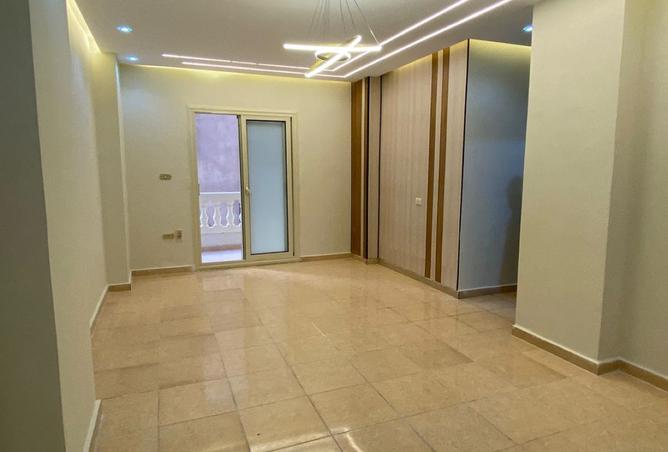 8462209 - Property Image 2