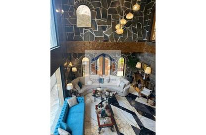 Villa - 5 Bedrooms - 5 Bathrooms for sale in Madinaty - Cairo