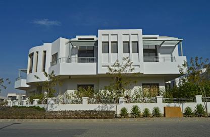Villa - 3 Bedrooms - 4 Bathrooms for sale in Taj City - 5th Settlement Compounds - The 5th Settlement - New Cairo City - Cairo