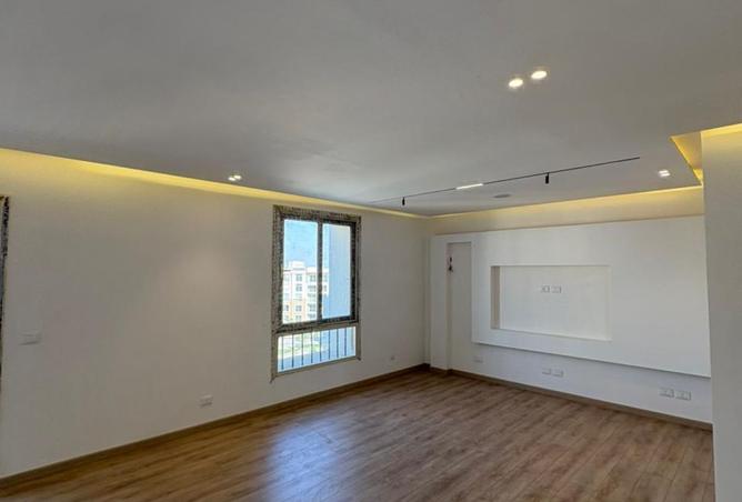 7626300 - Property Main Image