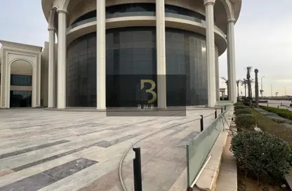 مساحات مكتبية - استوديو - 8 حمامات للايجار في شارع ال ٩٠ الجنوبي - شارع التسعين الجنوبي - التجمع الخامس - مدينة القاهرة الجديدة - القاهرة