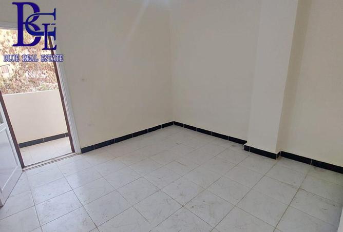 8018682 - Property Image 2