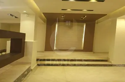 دوبلكس - 3 غرف نوم - 3 حمامات للبيع في الياسمين 8 - الياسمين - مدينة القاهرة الجديدة - القاهرة