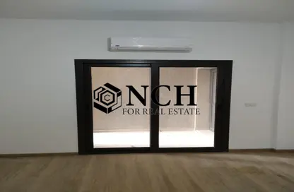 شقة - 3 غرف نوم - 2 حمامات للايجار في مون ريزيدنس - فيفث سكوير - التجمع الخامس - مدينة القاهرة الجديدة - القاهرة