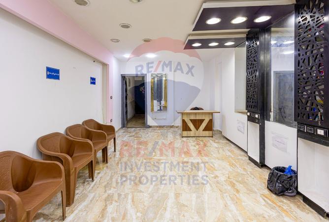 8247214 - Property Image 2