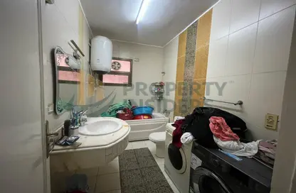 Apartment - 3 Bedrooms - 3 Bathrooms for sale in Al Thawra St. - Dokki - Giza