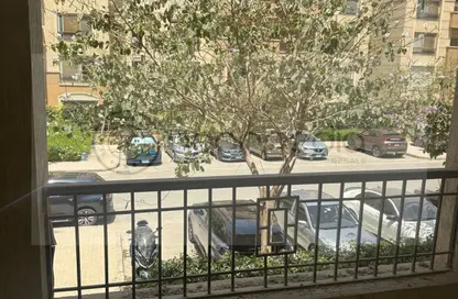 Apartment - 4 Bedrooms - 3 Bathrooms for sale in Stone Residence - 5th Settlement Compounds - The 5th Settlement - New Cairo City - Cairo