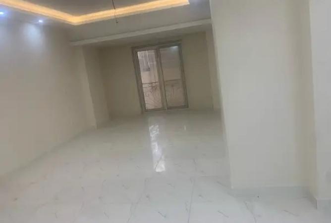 8272621 - Property Main Image