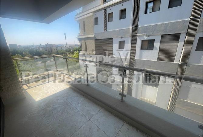 8172841 - Property Image 2