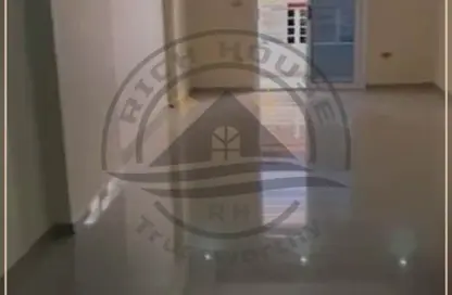 شقة - 3 غرف نوم - 3 حمامات للايجار في طريق جمال عبد الناصر ( ابو قير ) - جناكليس - حي شرق - الاسكندرية