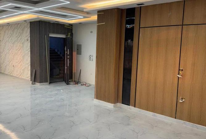 8473667 - Property Image 2