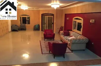 شقة - 3 غرف نوم - 2 حمامات للايجار في شارع الاكاديميه - الهضبة العليا - المقطم - القاهرة