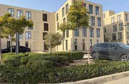 Whole Building - Studio - 4 Bathrooms for sale in District 5 - 5th Settlement Compounds - The 5th Settlement - New Cairo City - Cairo