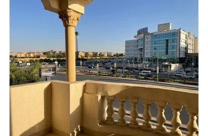 Apartment - 3 Bedrooms - 3 Bathrooms for sale in South Teseen St. - The 5th Settlement - New Cairo City - Cairo