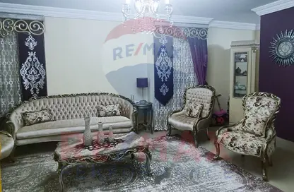 شقة - 3 غرف نوم - 2 حمامات للبيع في شارع الدكتور حلمي بهجت بدوي - سبورتنج - حي شرق - الاسكندرية