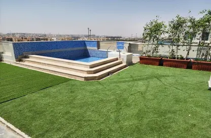 (بنتهاوس  (روف - 4 غرف نوم - 4 حمامات للبيع في جاليريا  مون فالى - المستثمرين الجنوبية - مدينة القاهرة الجديدة - القاهرة