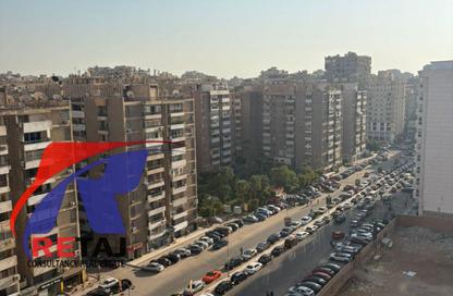 Apartment - 3 Bedrooms - 2 Bathrooms for sale in Hafez Ramadan St. - 6th Zone - Nasr City - Cairo