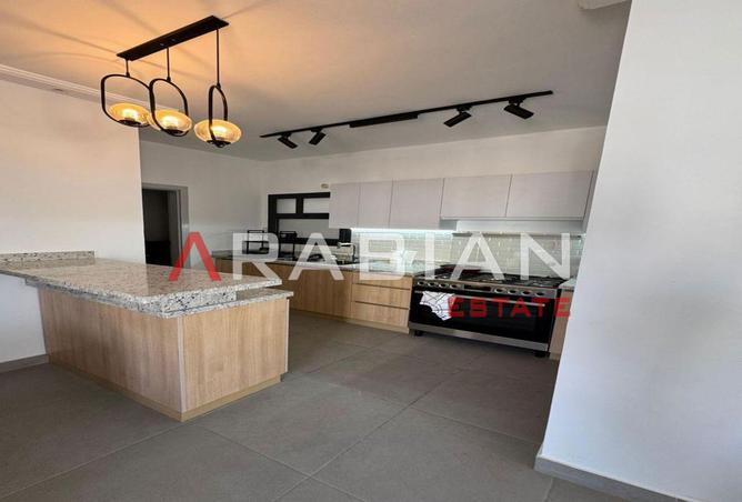 8143355 - Property Image 2
