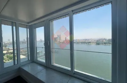 Apartment - 4 Bedrooms - 6 Bathrooms for sale in Nile Corniche St. - Garden City - Cairo