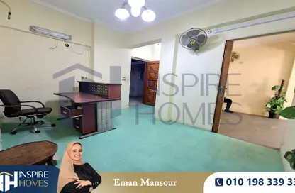 مساحات مكتبية - استوديو - 1 حمام للايجار في رشدي - حي شرق - الاسكندرية