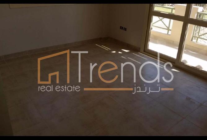 8121470 - Property Image 3