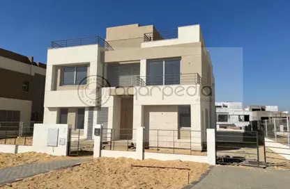 Villa - 3 Bedrooms - 3 Bathrooms for sale in Palm Hills New Cairo - 5th Settlement Compounds - The 5th Settlement - New Cairo City - Cairo