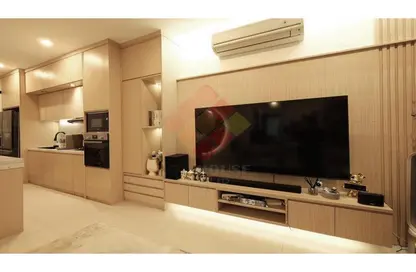Apartment - 4 Bedrooms - 5 Bathrooms for sale in Al Nile  St. - Giza District - Ganoub El Giza - Giza
