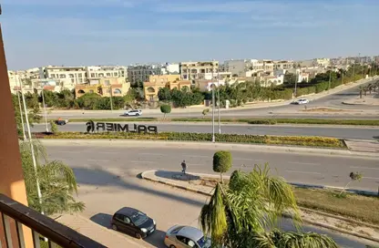 شقة - 3 غرف نوم - 3 حمامات للايجار في جرين ريزيدنس 1 - الحي السابع - الشيخ زايد - الجيزة