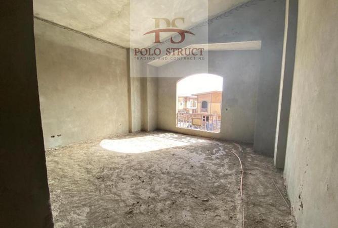 8078689 - Property Image 2