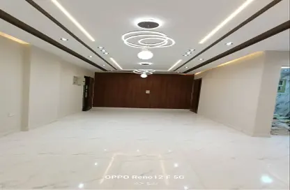 Apartment - 3 Bedrooms - 2 Bathrooms for sale in Gate 4 - Mena - Hadayek El Ahram - Giza