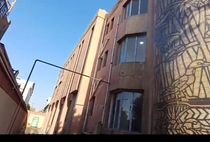 8254991 - Property Image 3