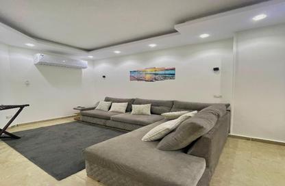 Apartment - 3 Bedrooms - 2 Bathrooms for rent in El Banafseg Apartment Buildings - El Banafseg - New Cairo City - Cairo